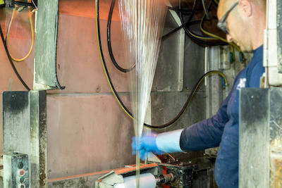 再生玻璃纖維增強(qiáng)尼龍?zhí)岣呔埘0坊衔锏目沙掷m(xù)性