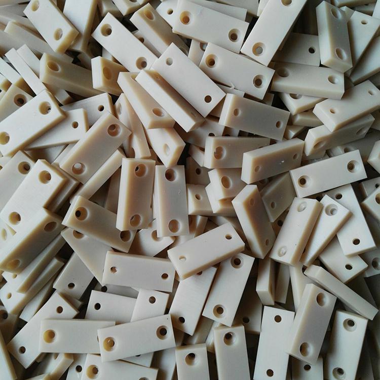 PA66尼龍滑塊的生產(chǎn)工藝與特性