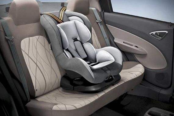 兒童安全座椅注塑和吹塑工藝的區(qū)別你都清楚嗎?